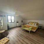 Voeslau Panorama Near Vienna Apartmán *